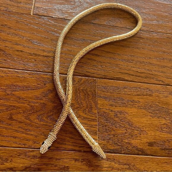 Gold jewelry bundle - Picture 4 of 5